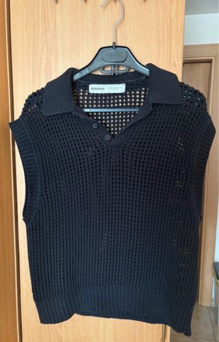 Chaleco Bershka Negro sin Mangas