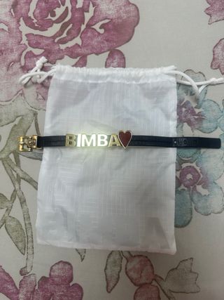 Pulsera Bimba y Lola dorada con corazón rojo