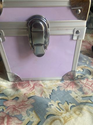 Neceser de maquillaje morado nuevo