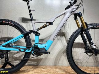 Orbea Rise H10 2022 / Talla M / 29" / 1561 Km