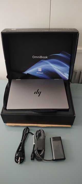 Portátil HP Omni Book Gris