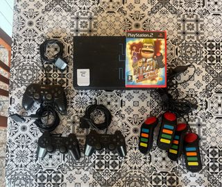 Consola PlayStation 2 Negra + accesorios