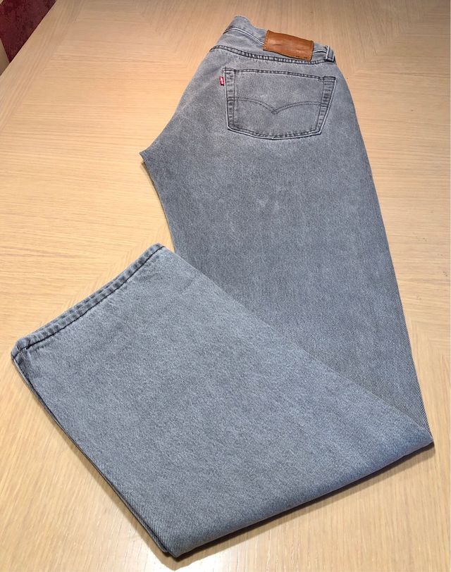 Levi's 501 Gris