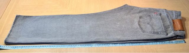 Levi's 501 Gris