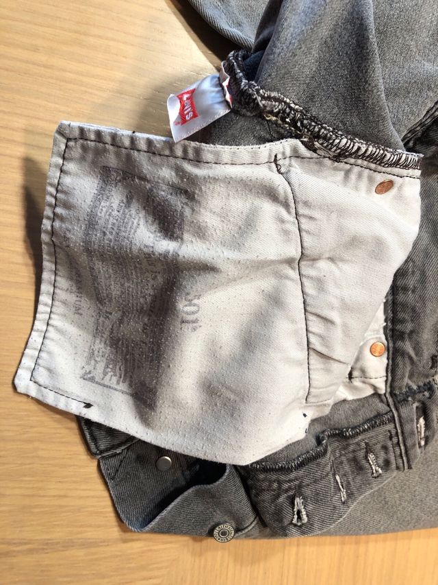 Levi's 501 Gris