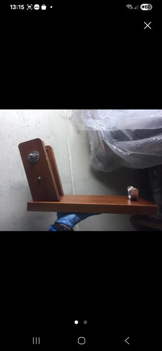 Jamonero de madera. SEVILLA