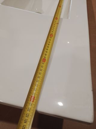 Lavabo grande blanco