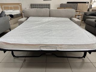 Sofá Beige Estilo Italiano