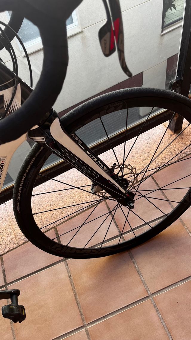 Bicicleta de carretera Olympia Carbono