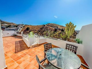 Casa adosada en alquiler en Almuñecar en Almuñécar