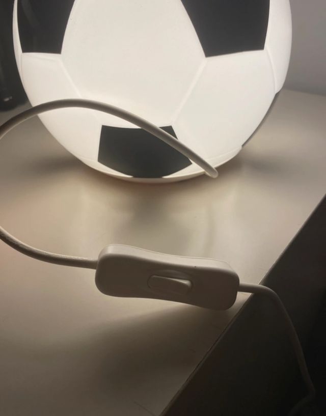 Lámpara Fútbol Blanco y Negro