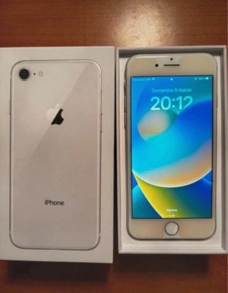 iPhone 8 argento