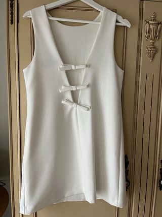 Vestido corto blanco