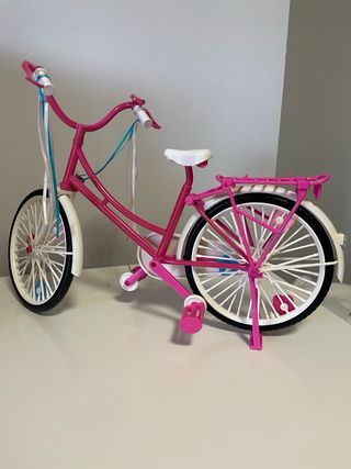 4 Nancys y 1 Bicicleta