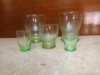 Tazze antiche in vetro verde