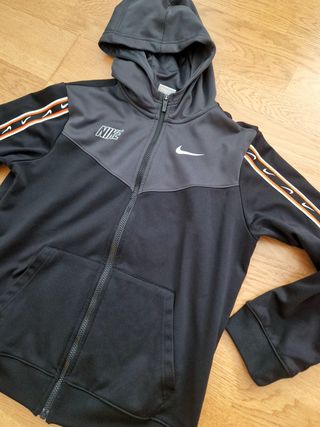 Conjunto deportivo Nike Dri-Fit