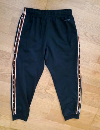 Conjunto deportivo Nike Dri-Fit