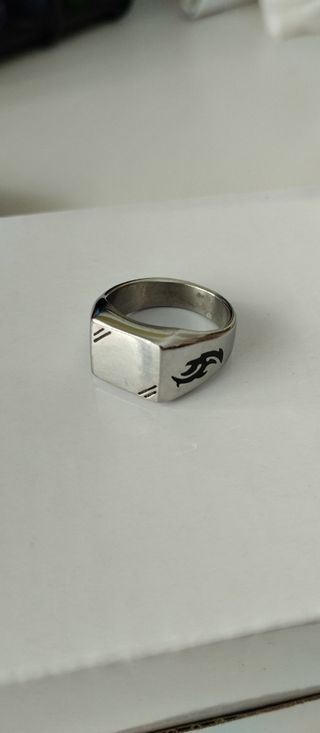 Anillos de plata y negro