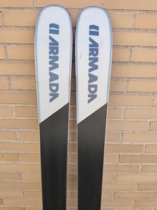 Esquis Freeride Armada Invictus 104 + Fijaciones