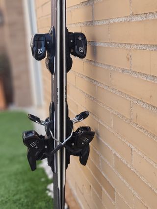 Esquis Freeride Armada Invictus 104 + Fijaciones
