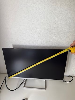 Pantalla HP Plata y Negra