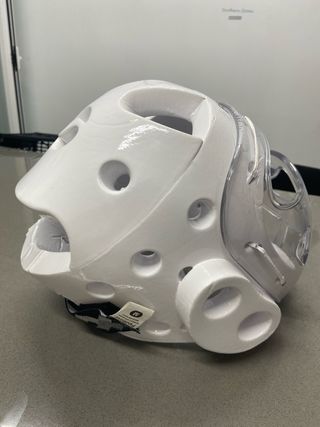 Casco Fujimae talla M Karate con Protector Facial