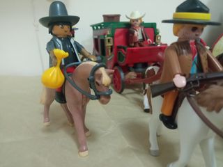 Vaqueros y Carreta Playmobil