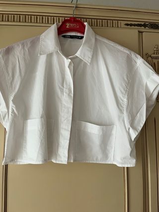 Blusa corta Zara blanca