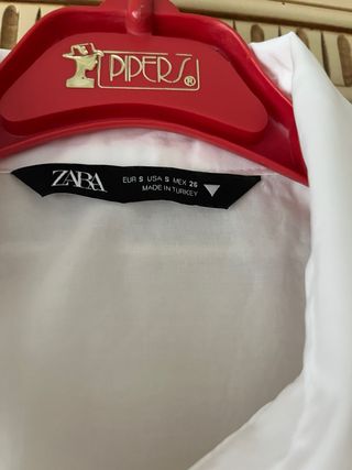 Blusa corta Zara blanca