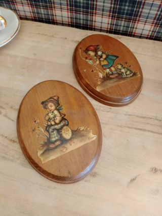 Oggetti decorativi in legno con bambini