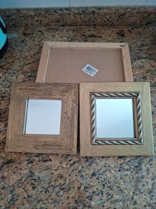 2 specchi decorativi in legno e oro