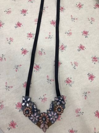 Collar Sfera Flores