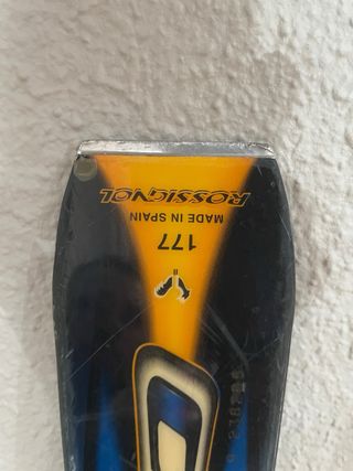 Esquís Rossignol 177 cm con palos y funda