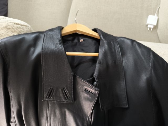 Chaquetón de piel tres cuartos