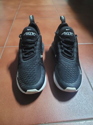 Nike Air 270 Negras