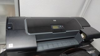 Plotter HP Z2100 61 con tintas y cabezales
