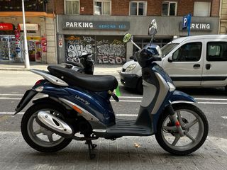 Piaggio Liberty 49cc 2T Azul - 19.000km carné B 