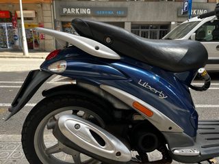 Piaggio Liberty 49cc 2T Azul - 19.000km carné B 