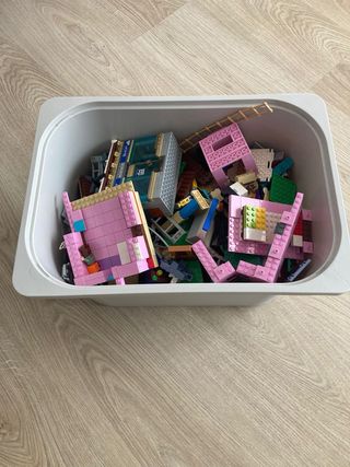 Un sacco di pezzi Lego