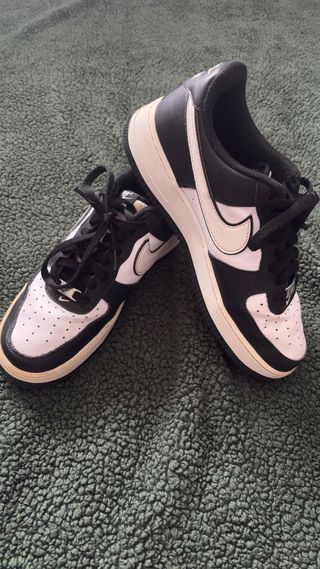 Nike Air Force 1 Low Blanco y Negro