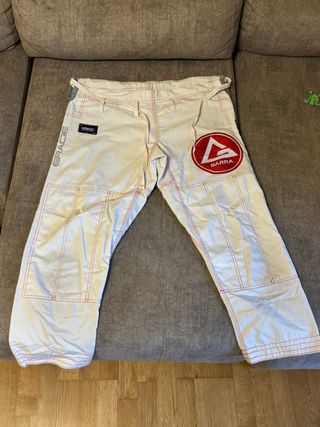 Kimono Jiu Jitsu Gracie Barra Blanco