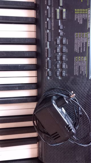 Teclado Casio CTK-1100