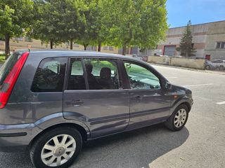 Ford Fusion 2005