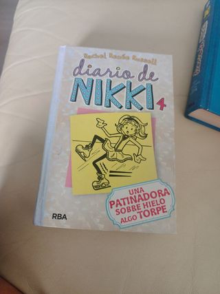 Diario de Nikki 7 - Una famosa con poco estilo:...