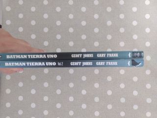 Batman Tierra Uno volúmenes 1-2