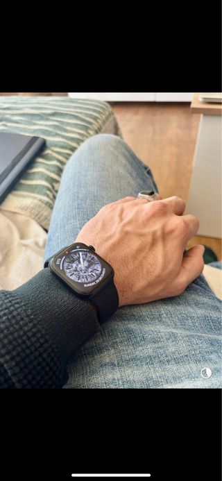 Apple Watch series 8 45mm + pack correas (98% bat)