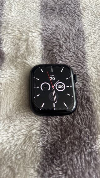 Apple Watch series 8 45mm + pack correas (98% bat)