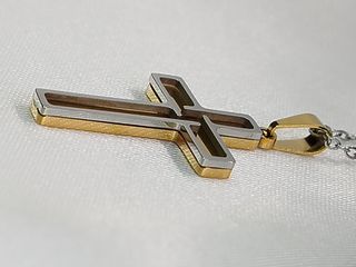 Collar Cruz Acero Inoxidable Dorado y Plateado