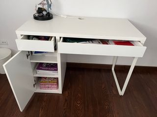 Escritorio blanco moderno