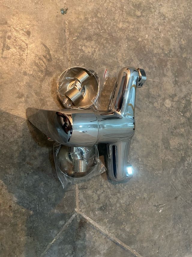 Grifo de bañera de metal plateado NUEVO